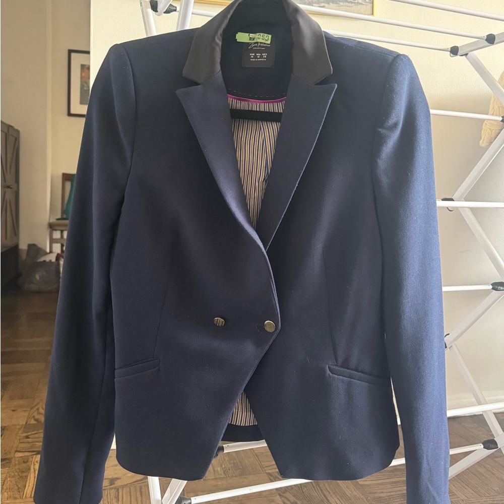 Navy/black blazer
